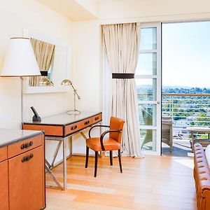 Premium Double Room Two Double Beds Beverly Hills View